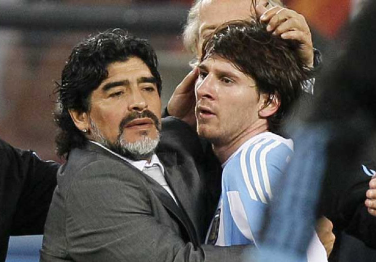 Demi Gaza Damai, Maradona Main Bareng Messi