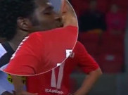 Video Pemain Brasil Kecup Mesra Leher Lawan
