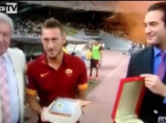 VIDEO Aksi Bodoh Francesco Totti