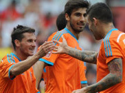 Libas Benfica, Valencia Buka Peluang Juara<!--idunk-->Emirates Cup 2014