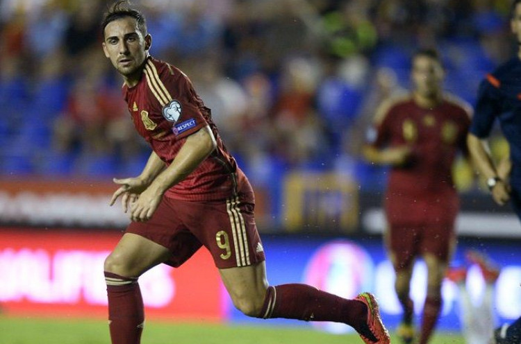 Paco Alcacer Dedikasikan Gol Pertama Bagi Sang Ayah