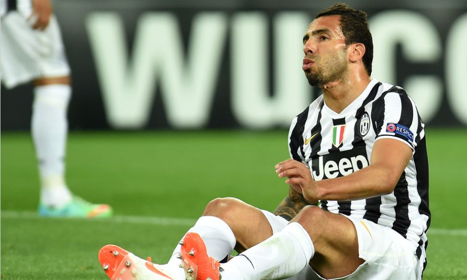 Tevez Susul Vidal Masuk Ruang Perawatan
