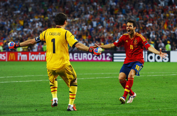 Fabregas Dukung Casillas Terus Tampil bersama Spanyol