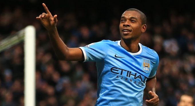 Fernandinho: City Wajib Kalahkan Chelsea