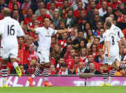 Aston Villa Tampar Liverpool di Anfield