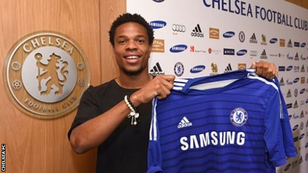 Chelsea Rampungkan Transfer Loic Remy