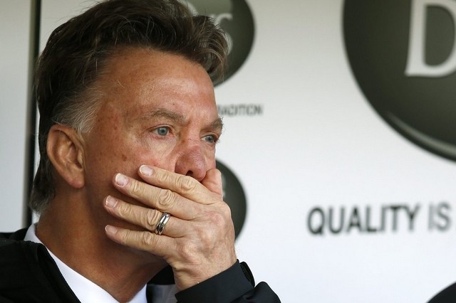 Van Gaal Buka Kelas Bahasa Inggris