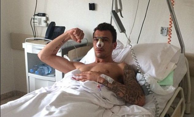 Mario Mandzukic Kenakan Topeng Dalam 10 Hari