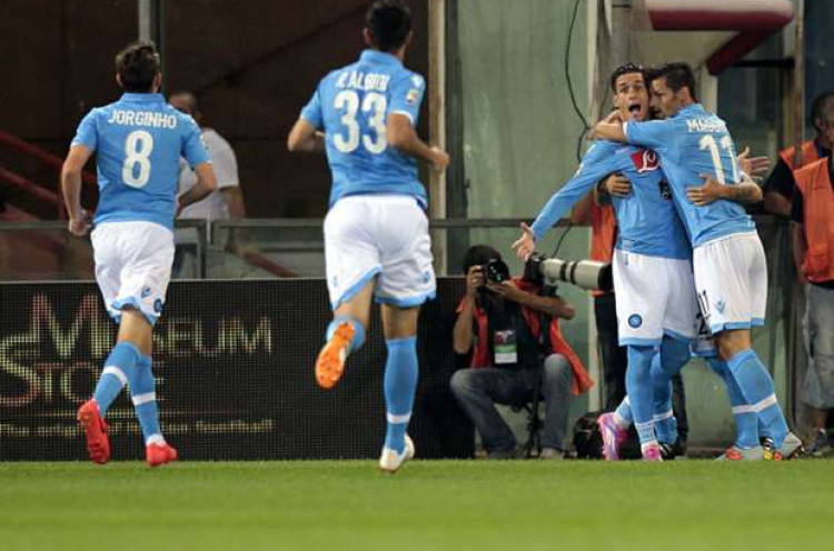 HIGHLIGHT: Napoli Tekuk Sassuolo <!--idunk--> Serie A