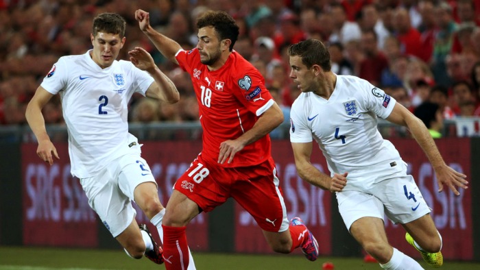 Swiss Kontra Inggris Sementara Masih Kacamata <!--idunk--> Babak I