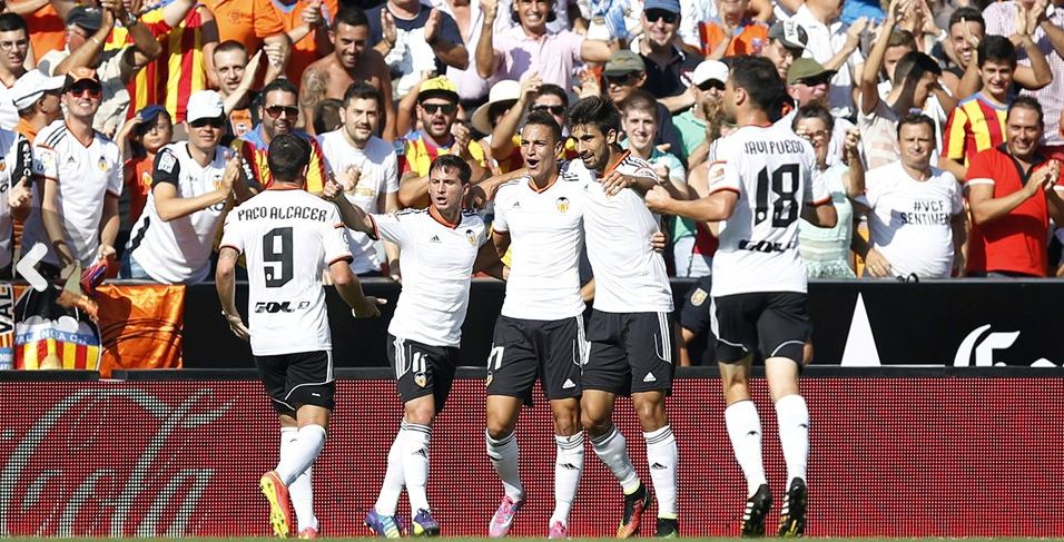Valencia Pesta Gol ke Gawang Espanyol