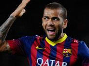 Alves Salah Baca Kontrak Barcelona