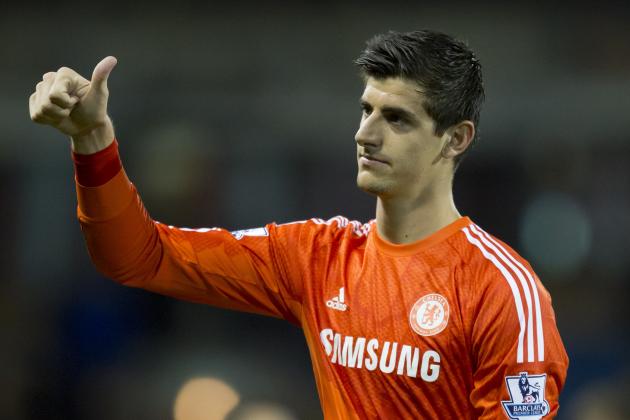 Courtois Siap Bunuh Karier Petr Cech