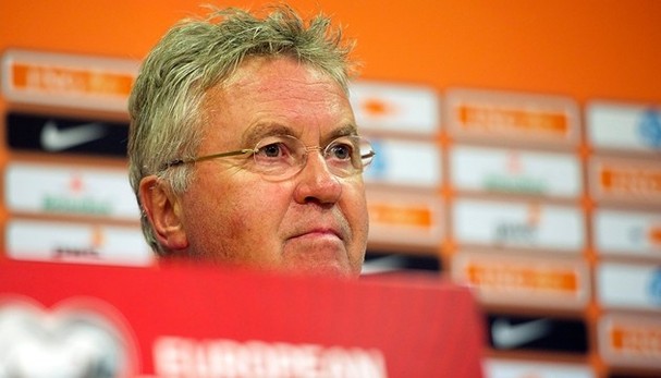 Kalah dari Ceko, Hiddink: Belanda Bodoh!
