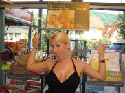 Wanita Ini Banting Stir Dari Pemain Bola Menjadi Bintang Film Porno 