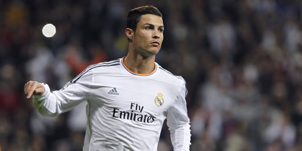 Suporter MU Siap Bentangkan Spanduk 'Pulangkan Ronaldo' di Bernabeu