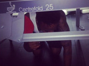 Balotelli Kirim Sterling ke Kolong Meja Ping Pong