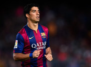 Suarez Gigit Bahu Ivan Rakitic