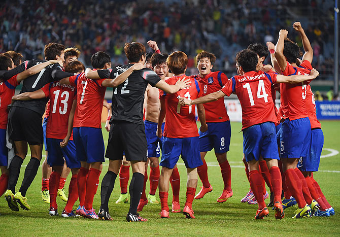 Korsel Kalahkan Korut dengan Skor Tipis 1-0<!--idunk--> Asian Games 2014
