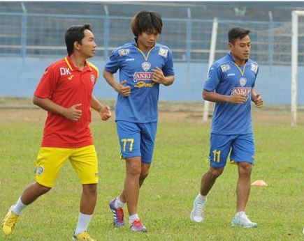 Jelang Hadapi Persipura, Tiga Pilar Arema Cedera<!--idunk-->Babak 8 Besar ISL 2014