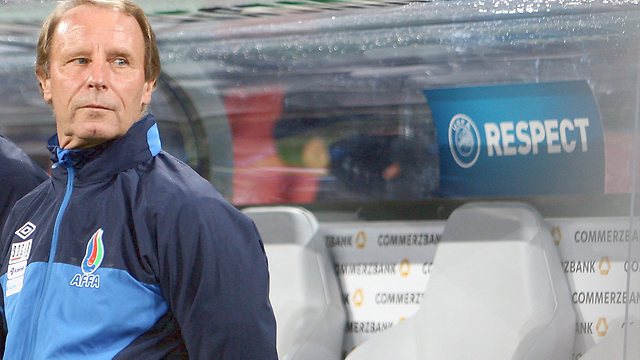 Berti Vogts Lepas Jabatan Pelatih Azerbaijan