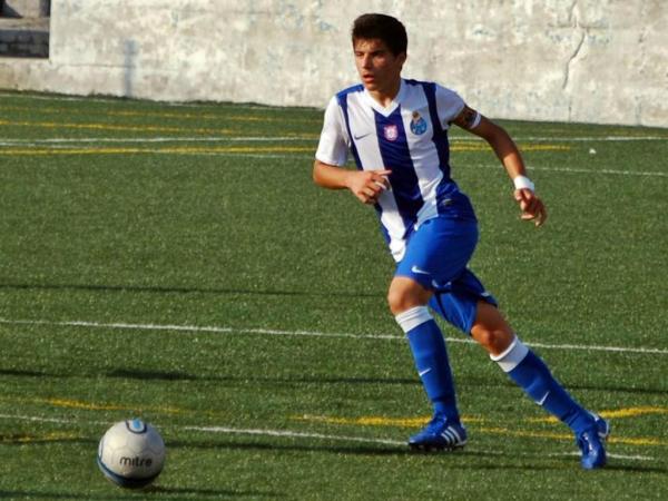 Juventus Amati Pemain Muda FC Porto