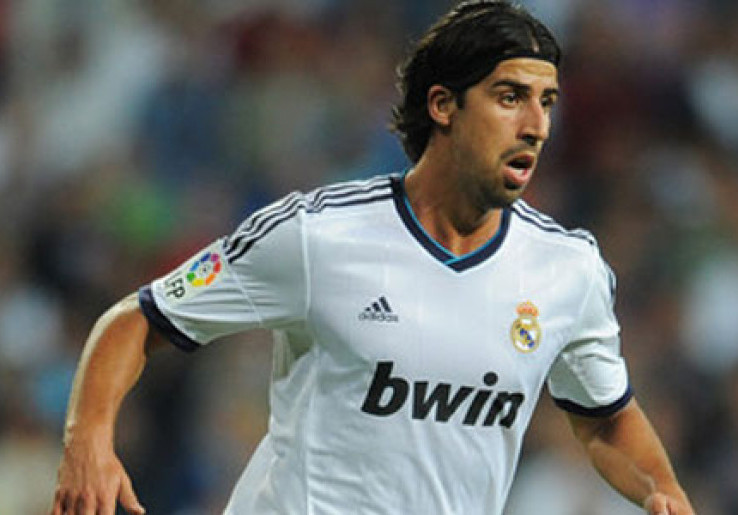 Pires Sarankan Arsenal Rekrut Sami Khedira