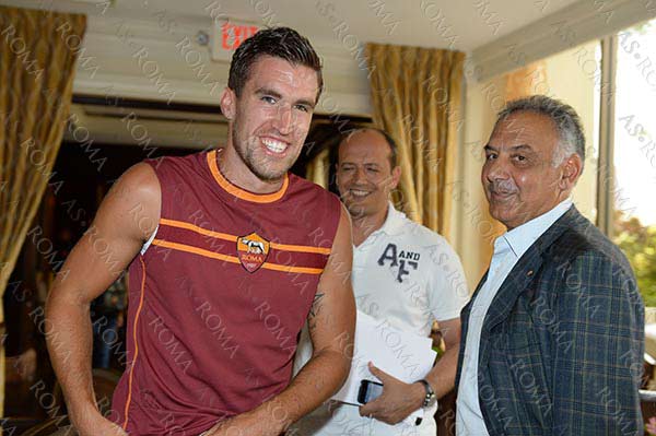 Strootman Kembali Berlatih Bersama AS Roma