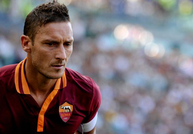 Totti Khawatir AS Roma Terpeleset di Akhir Musim