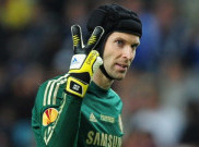 Liverpool Ingin Pinjam Petr Cech Dari Chelsea ?
